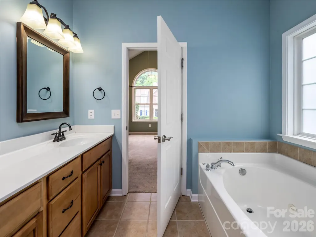 25 Driftstone Circle Arden NC 28704