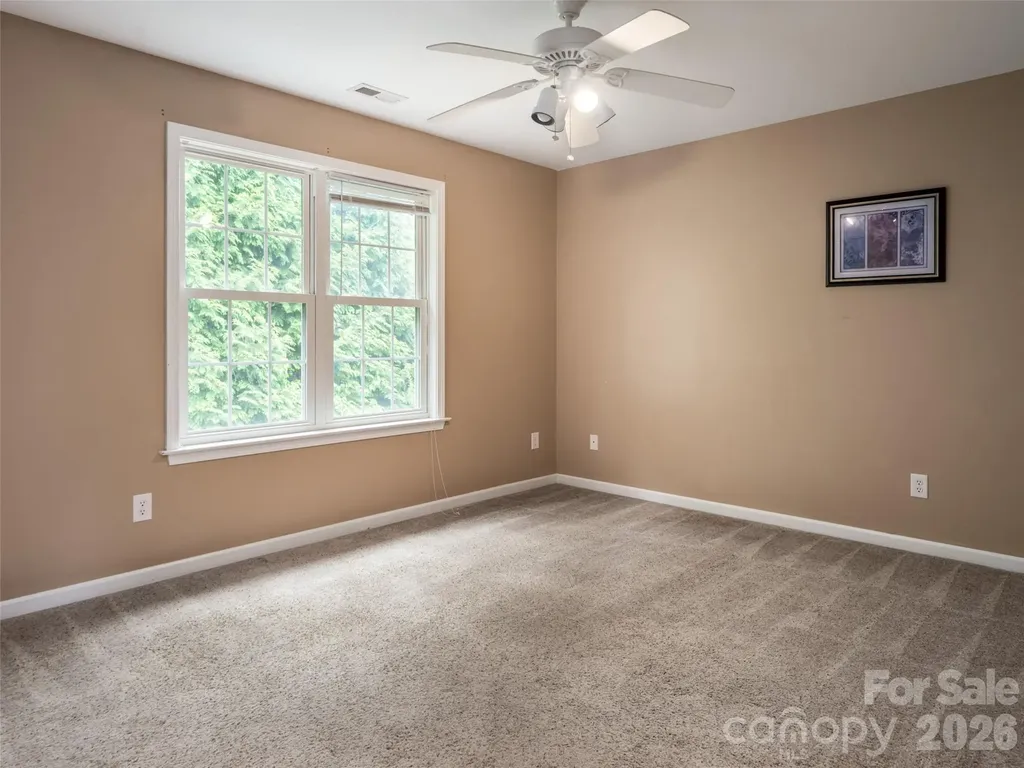25 Driftstone Circle Arden NC 28704