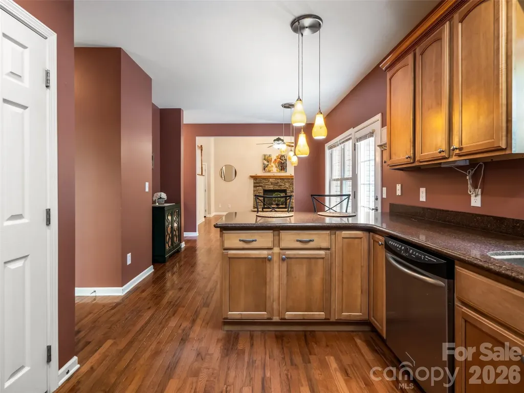 25 Driftstone Circle Arden NC 28704