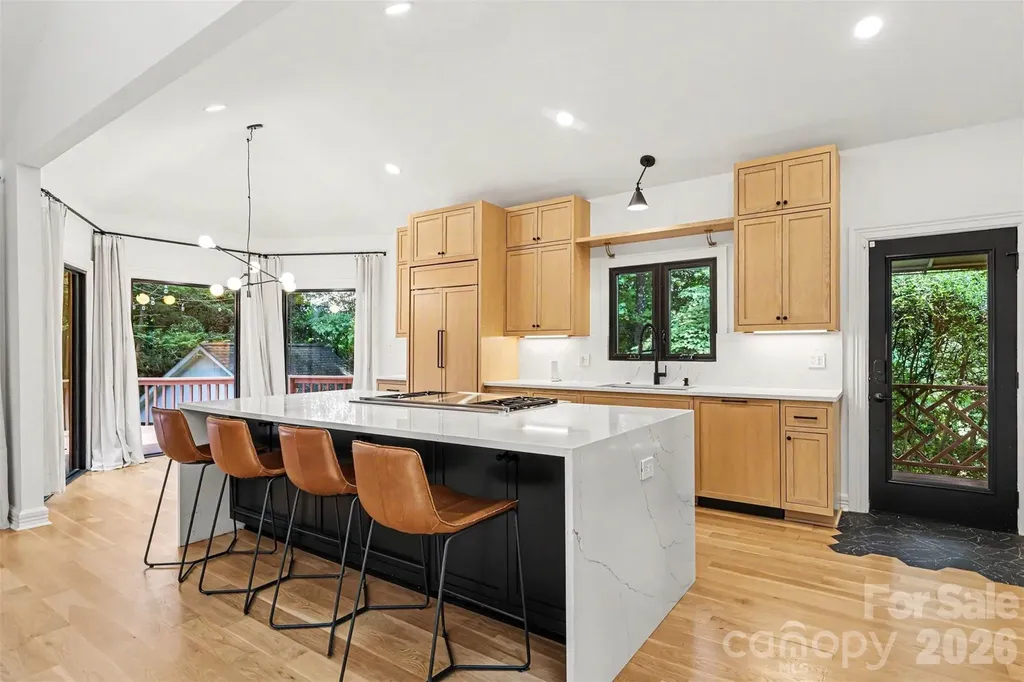 5123 Randolph Road Charlotte NC 28211