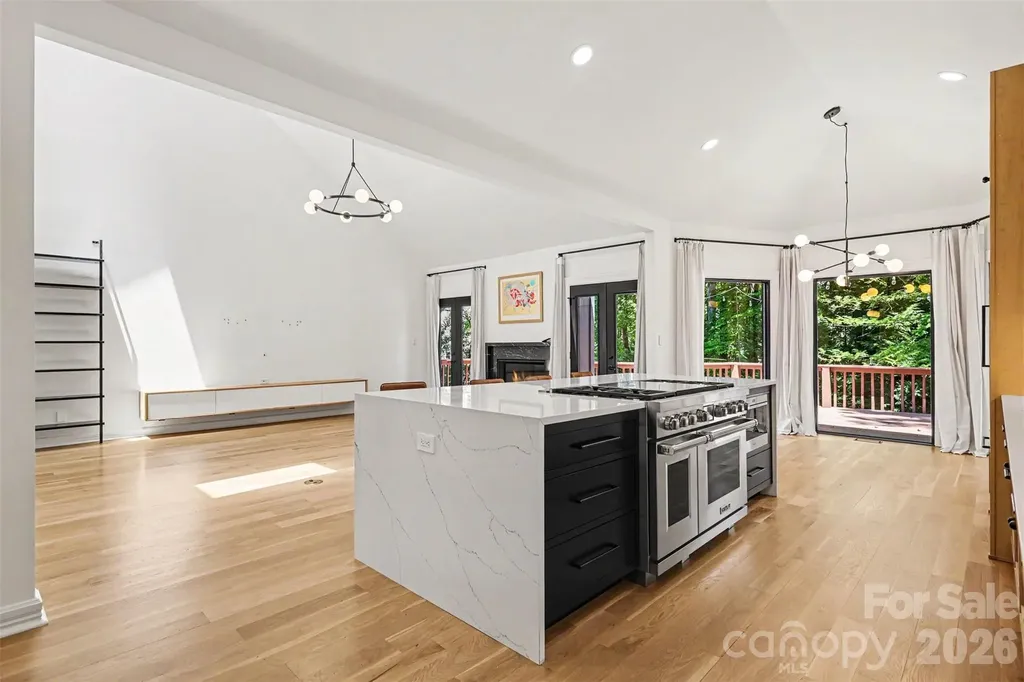 5123 Randolph Road Charlotte NC 28211