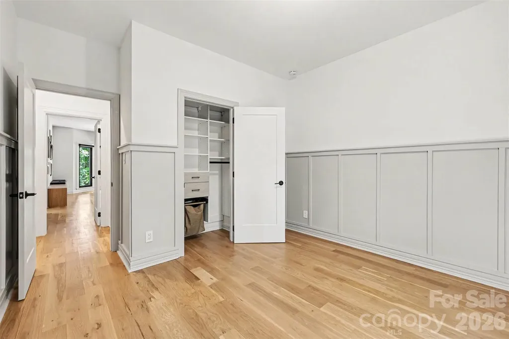 5123 Randolph Road Charlotte NC 28211