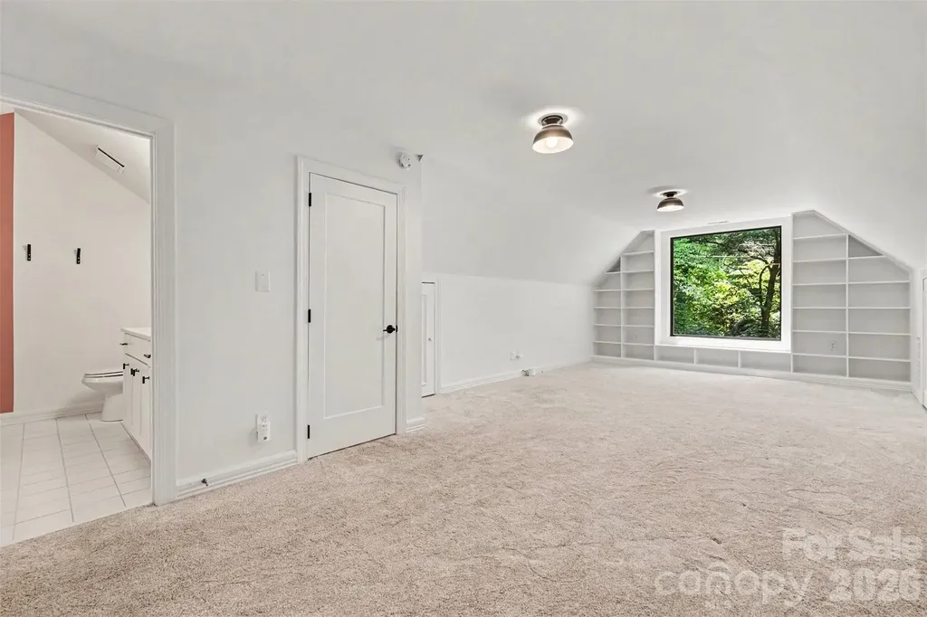 5123 Randolph Road Charlotte NC 28211