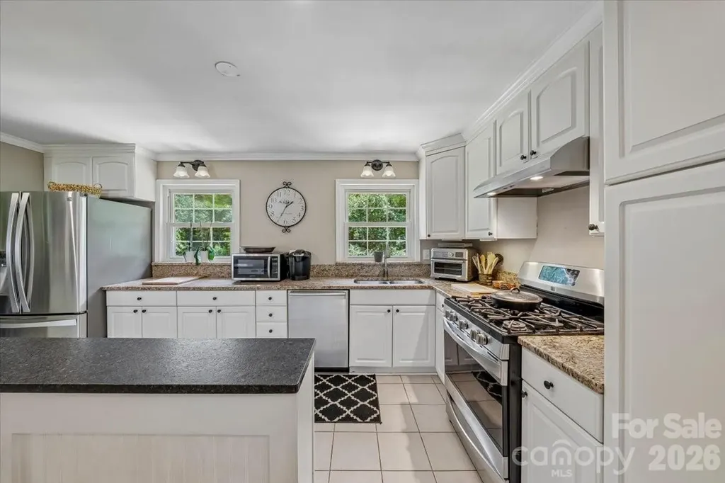 1135 Blueberry Lane Charlotte NC 28226