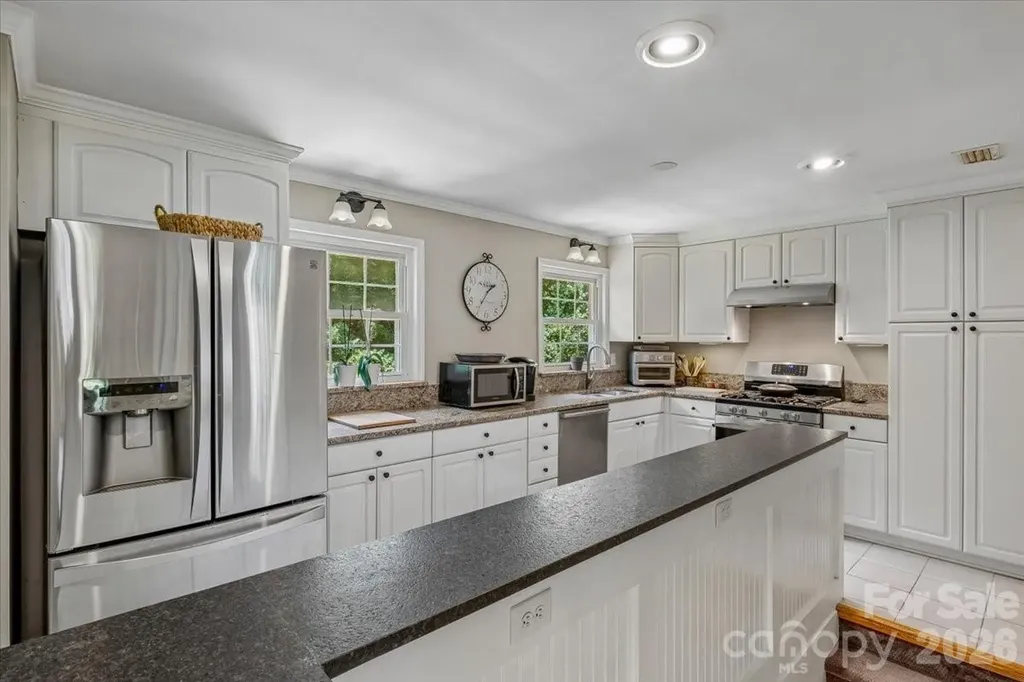 1135 Blueberry Lane Charlotte NC 28226