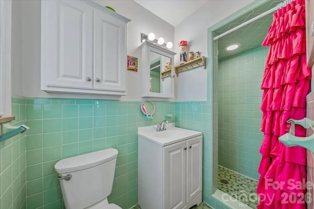 1135 Blueberry Lane Charlotte NC 28226