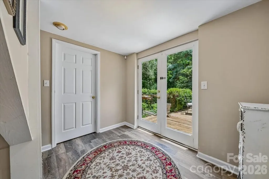 1135 Blueberry Lane Charlotte NC 28226