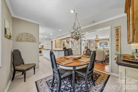 1135 Blueberry Lane Charlotte NC 28226
