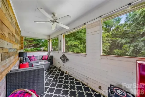 1135 Blueberry Lane Charlotte NC 28226