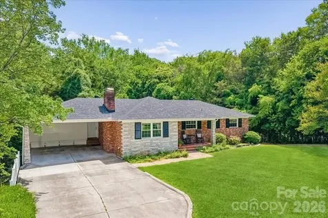 1135 Blueberry Lane Charlotte NC 28226
