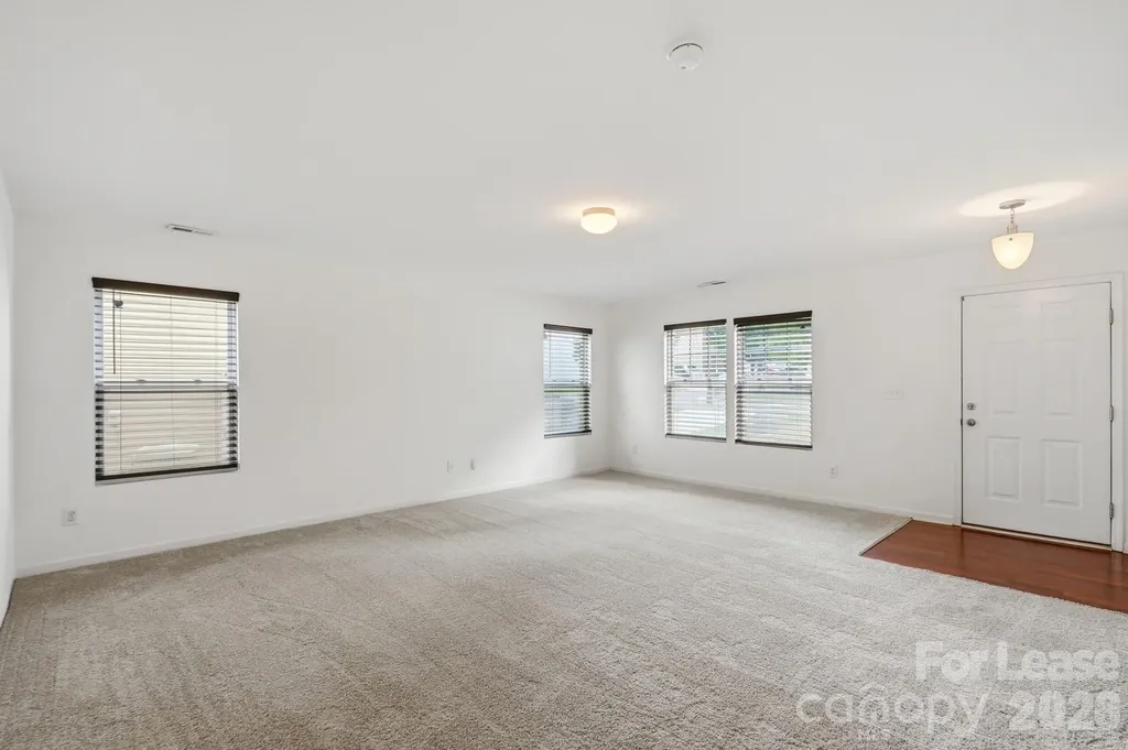 1906 Treefrog Court Charlotte NC 28262