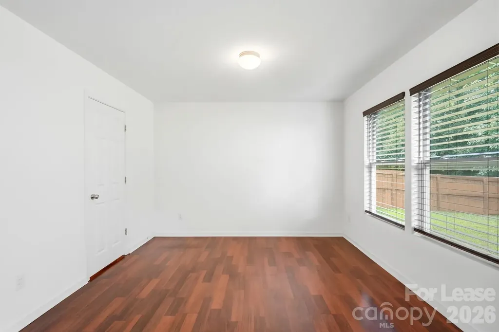 1906 Treefrog Court Charlotte NC 28262