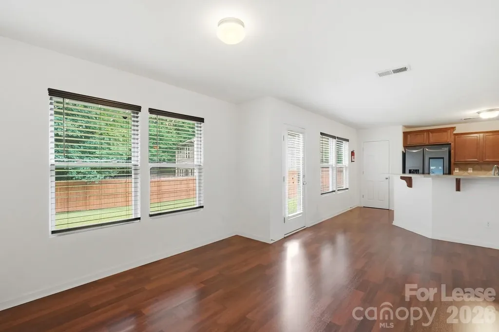 1906 Treefrog Court Charlotte NC 28262
