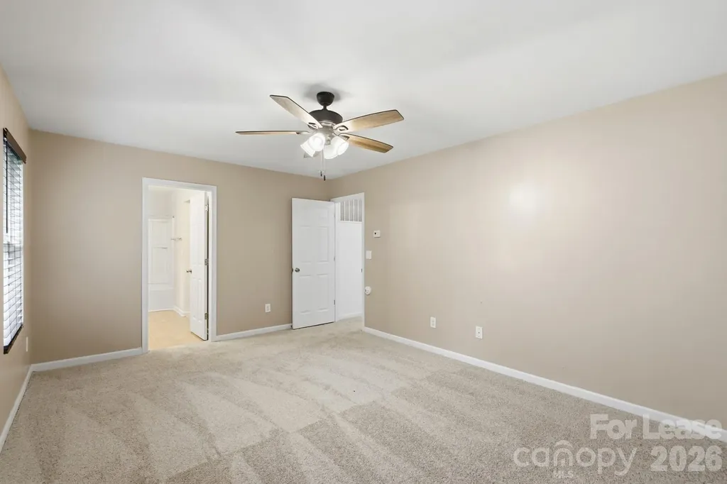 1906 Treefrog Court Charlotte NC 28262