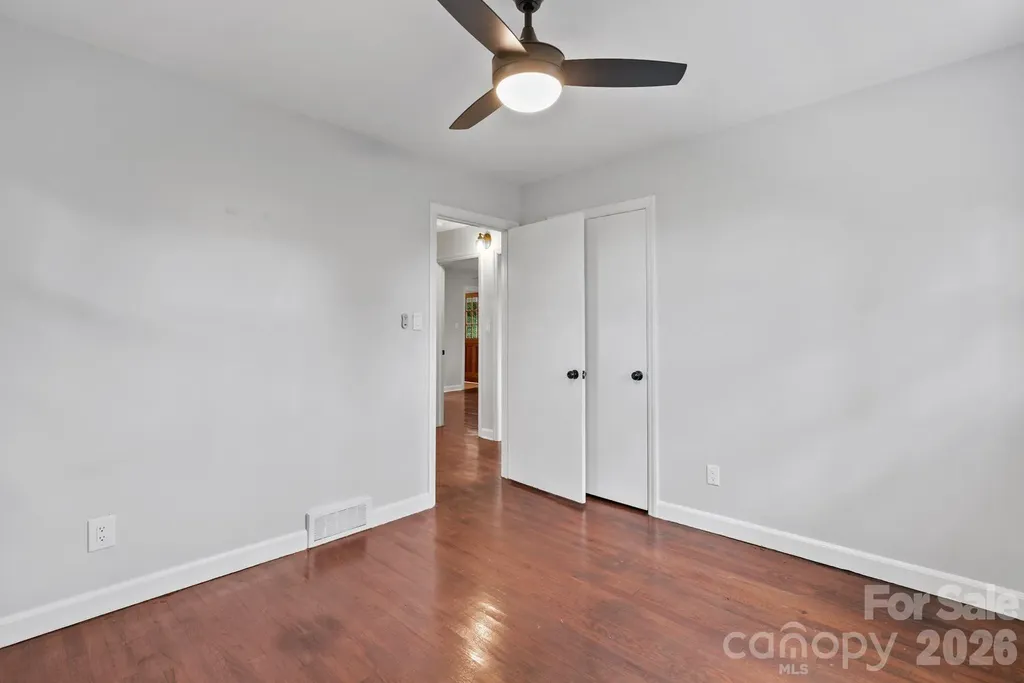 11 Von Ruck Court Asheville NC 28801