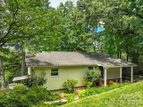 11 Von Ruck Court Asheville NC 28801