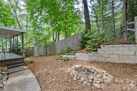 11 Von Ruck Court Asheville NC 28801
