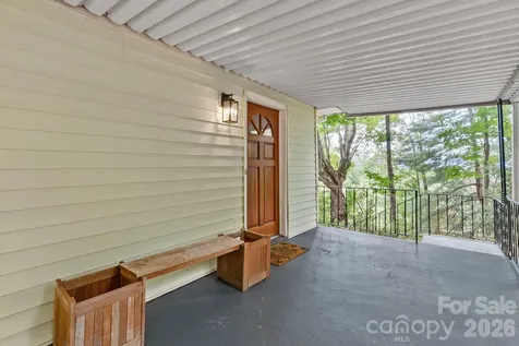 11 Von Ruck Court Asheville NC 28801