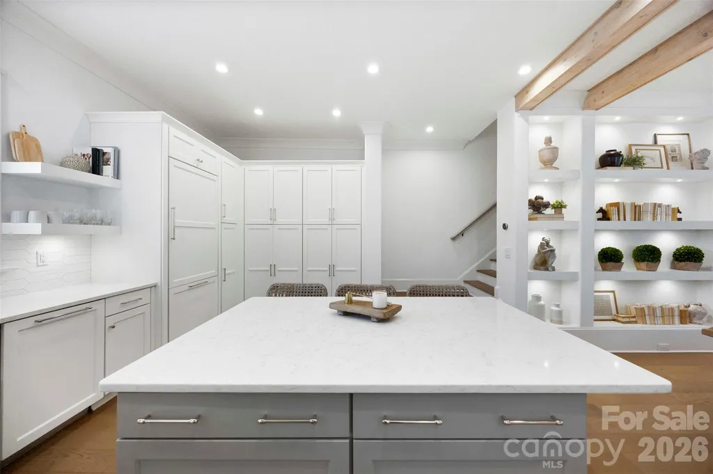 512 Living Way Charlotte NC 28204