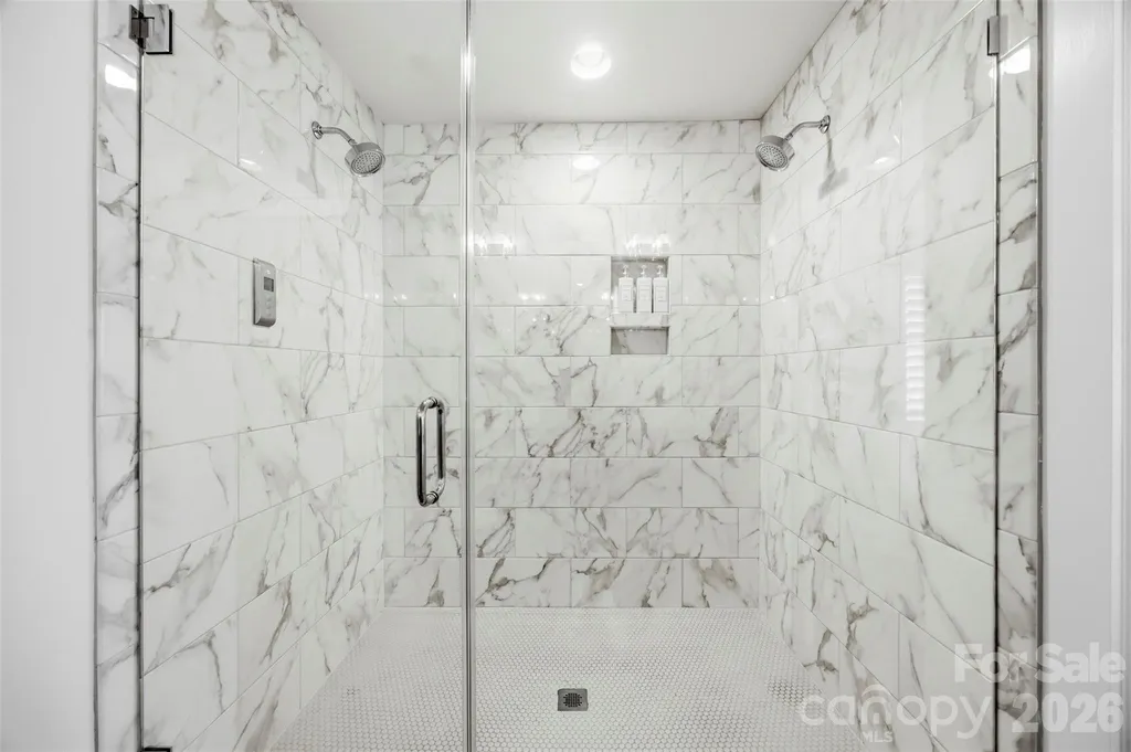 512 Living Way Charlotte NC 28204