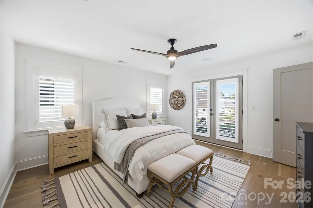 512 Living Way Charlotte NC 28204