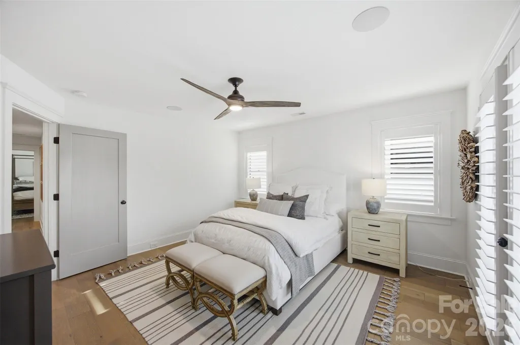 512 Living Way Charlotte NC 28204