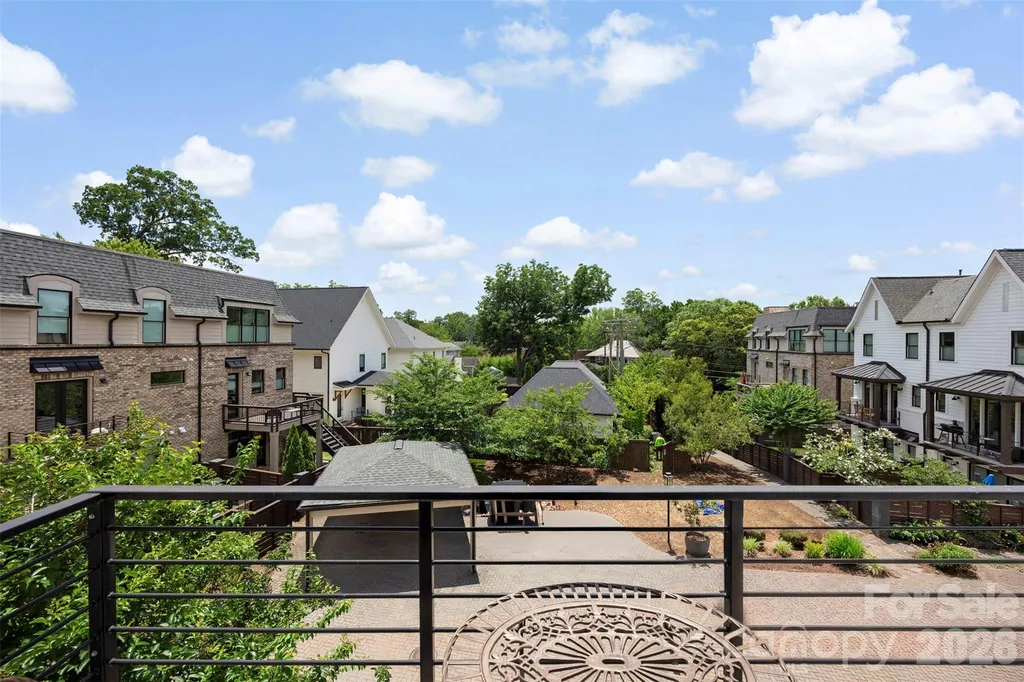 512 Living Way Charlotte NC 28204