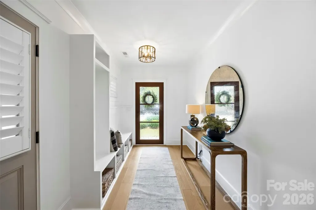 512 Living Way Charlotte NC 28204