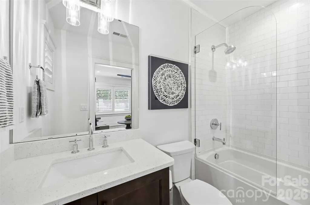 512 Living Way Charlotte NC 28204