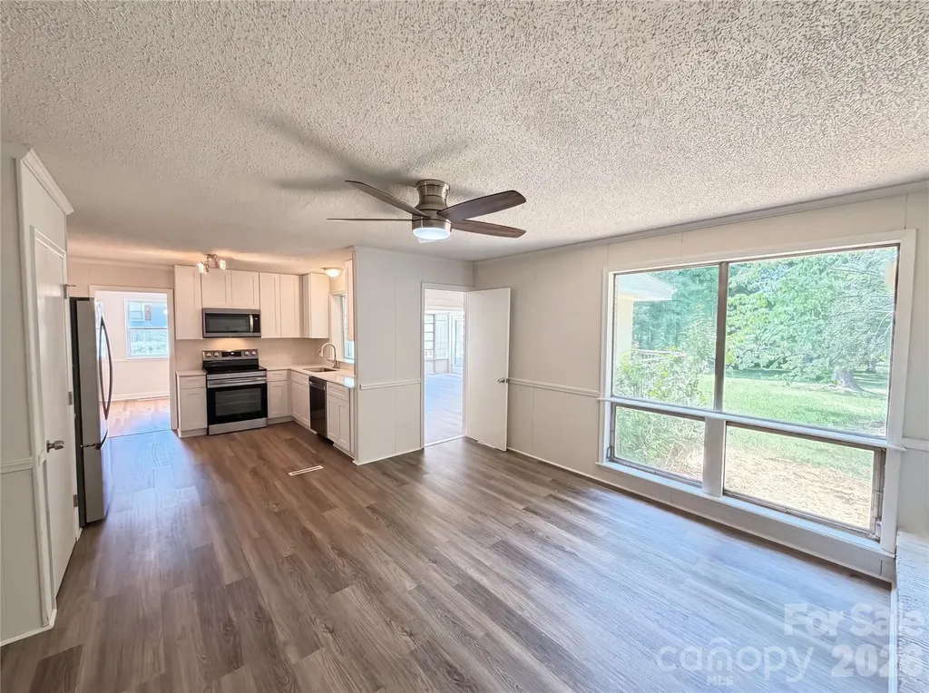 11932 Idlewild Road Matthews NC 28105