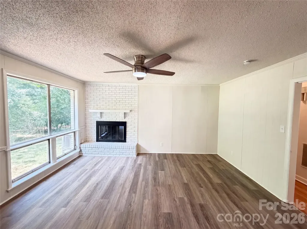 11932 Idlewild Road Matthews NC 28105