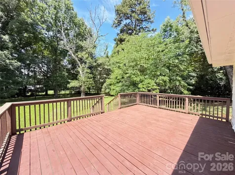 11932 Idlewild Road Matthews NC 28105