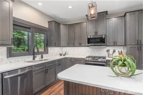 30 Garren View Drive Fairview NC 28730