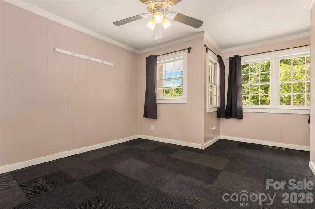 100 Cannon Drive Hendersonville NC 28792
