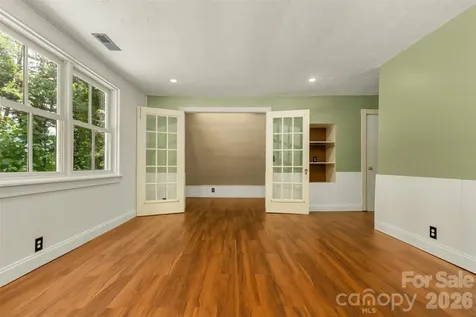 100 Cannon Drive Hendersonville NC 28792