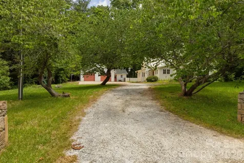 100 Cannon Drive Hendersonville NC 28792