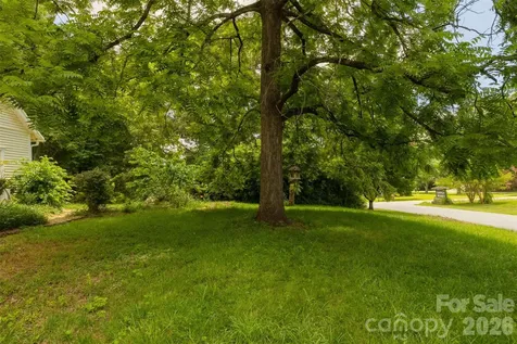 100 Cannon Drive Hendersonville NC 28792
