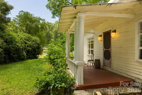100 Cannon Drive Hendersonville NC 28792