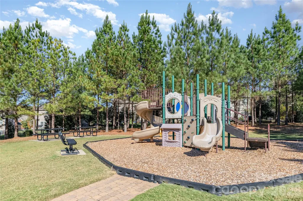 8862 Amazing Court Harrisburg NC 28075