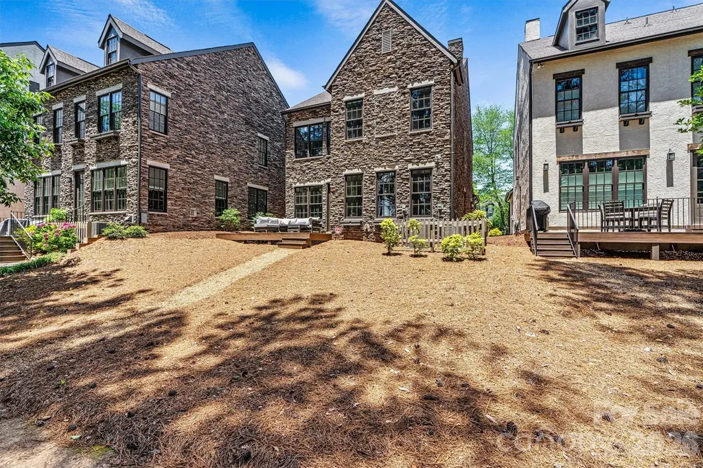 318 Ambleside Village Lane Davidson NC 28036
