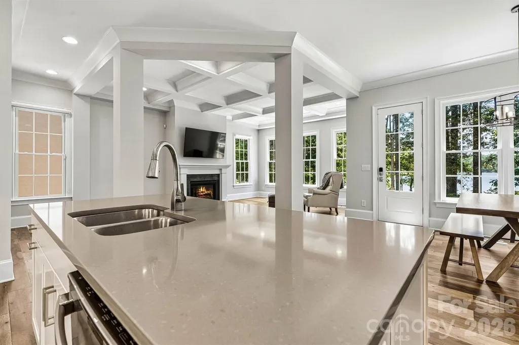 318 Ambleside Village Lane Davidson NC 28036