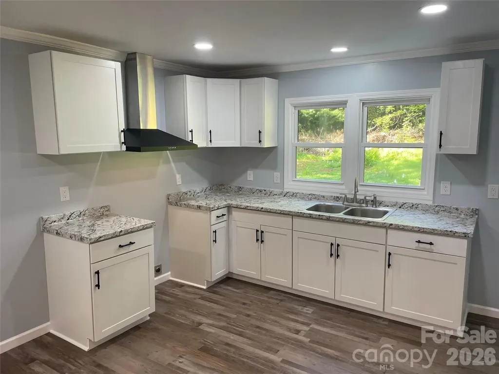 2379 Indian Grave Road Lenoir NC 28645