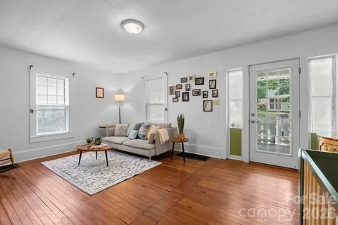 60 Annandale Avenue Asheville NC 28801