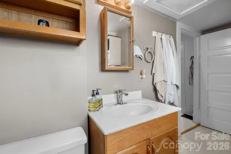 60 Annandale Avenue Asheville NC 28801