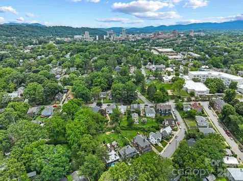 60 Annandale Avenue Asheville NC 28801