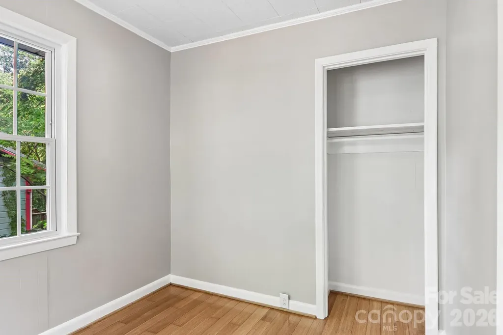 5 Belmont Avenue Asheville NC 28806