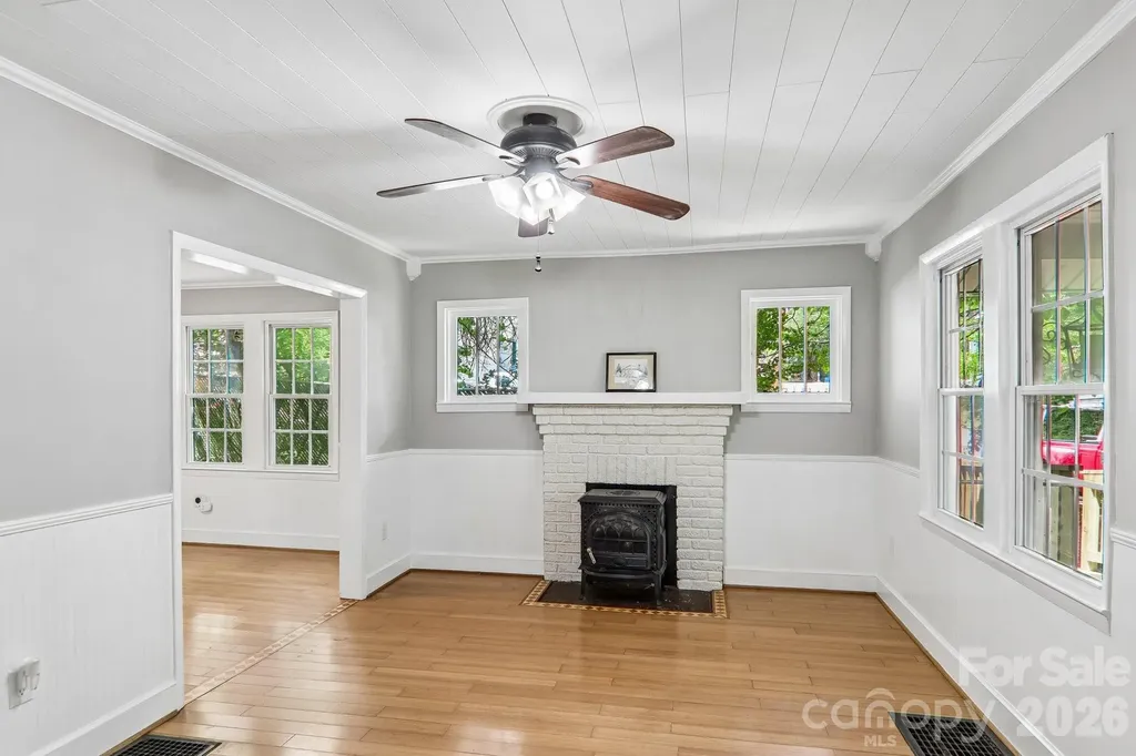 5 Belmont Avenue Asheville NC 28806