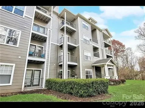 300 Vista Lake Drive Candler NC 28715