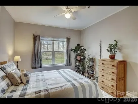 300 Vista Lake Drive Candler NC 28715