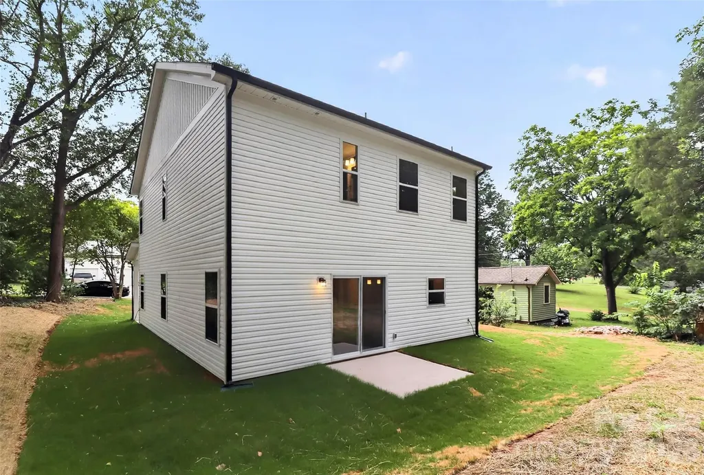 300 Margarette Avenue Belmont NC 28012